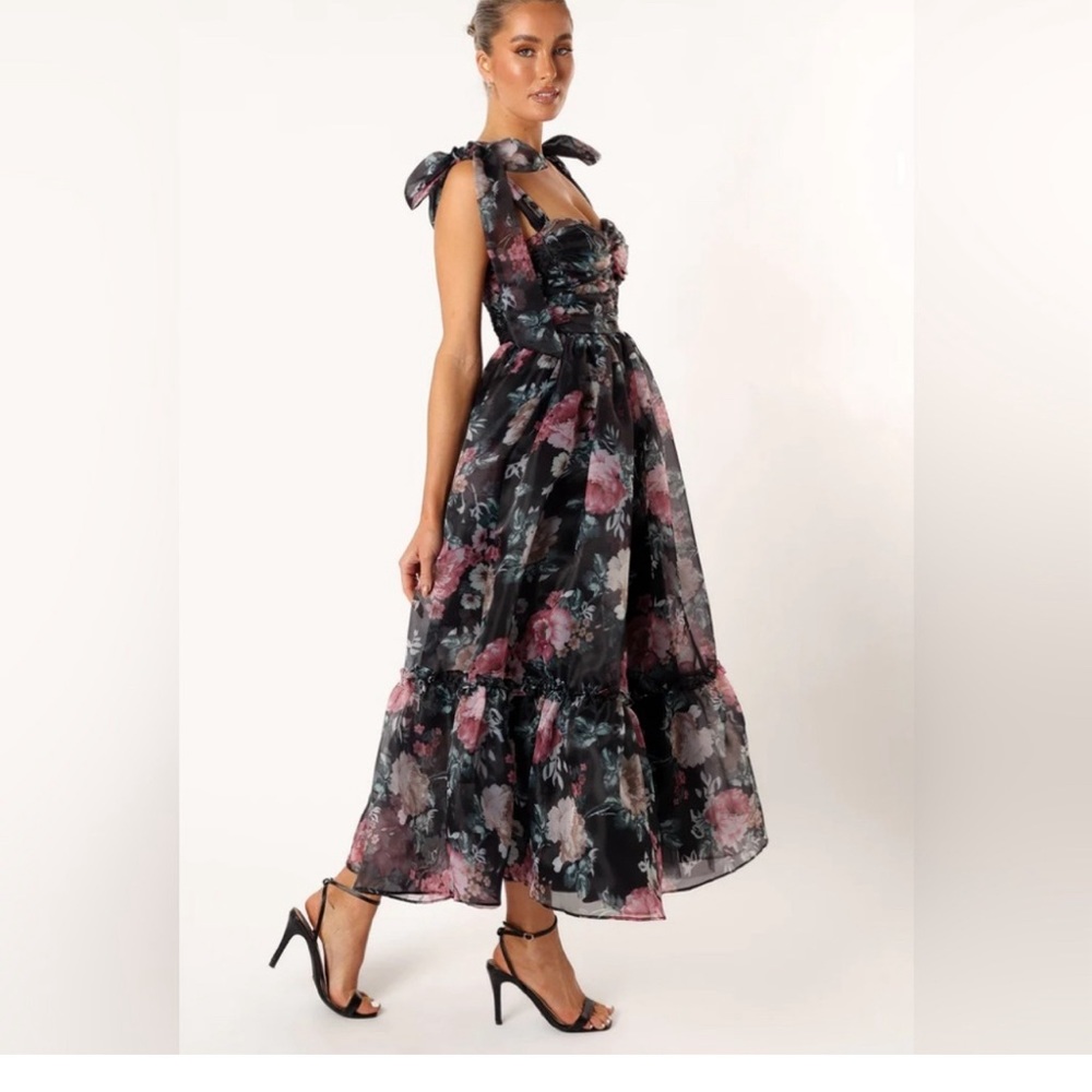 PETAL & PUP “ midi dress” size small